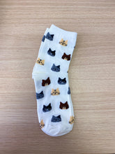 Load image into Gallery viewer, Cute Cat Socks
